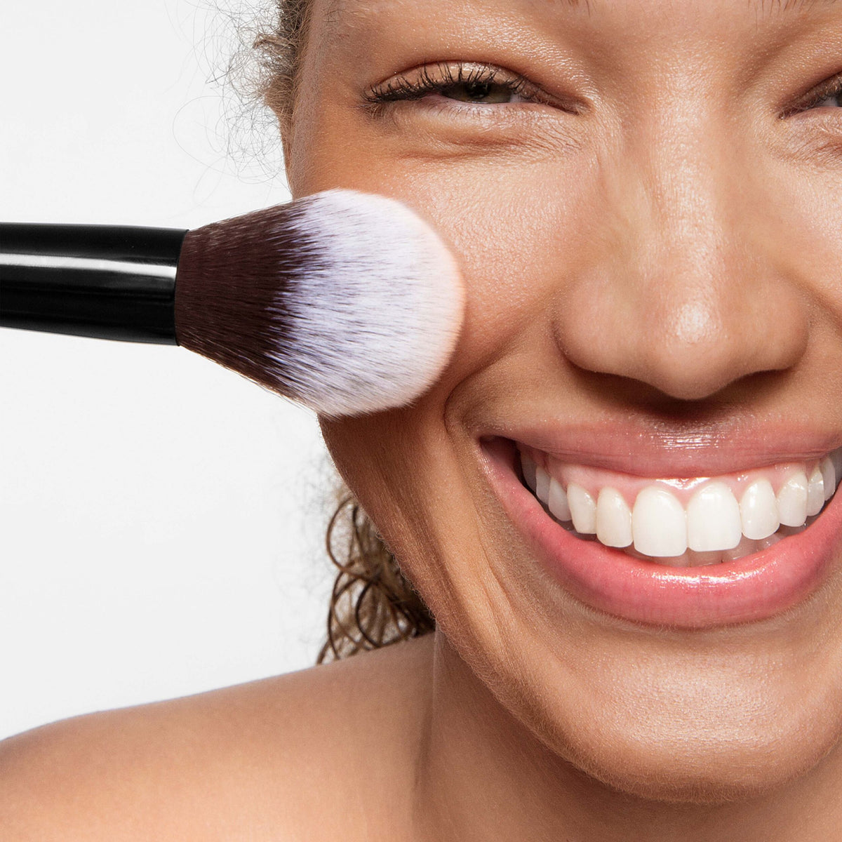 Regular All - Over Face Powder Brush